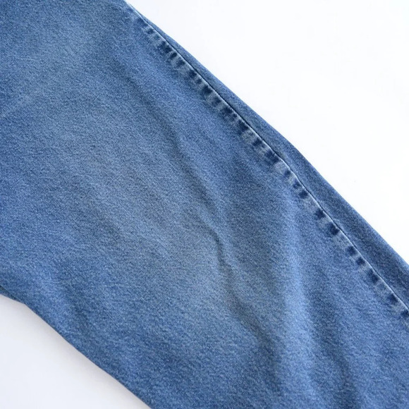 Vintage 90S Levi's 560  Loose Fit 100% Cotton Mid-wash Blue Denim Jeans 40X30 - Picture 8 of 14